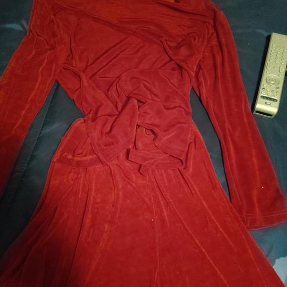 Ladies 2 piece skirt and too - Picture 1 of 4